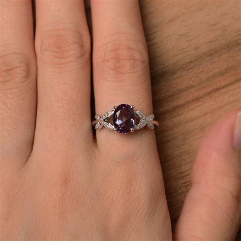 alexandra birthstone|June Birthstone: Alexandrite, the Color Changing。